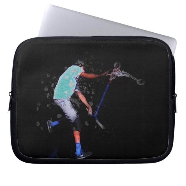 Capa Para Notebook Trick Scooter de Patinação na Sombra Arte (Frente)