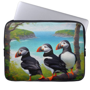 Capa Para Notebook Trio Costeiro: Três Puffins na Praia em Óleos