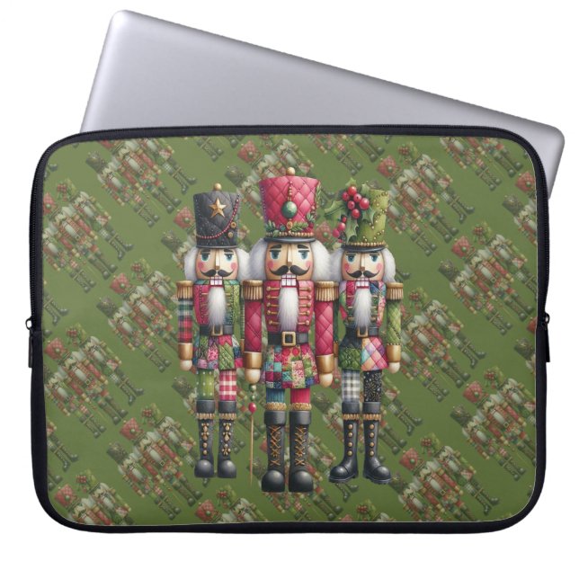 Capa Para Notebook Trío de Cascanueces Navideños con Parche Mágico (Frente)