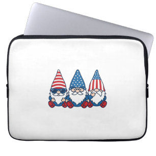 Capa Para Notebook Trio de Gnome Patriótico Camisa Vintage Vetor Desi