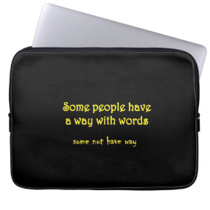 Capa Para Notebook Trocadilho Divertido: Um Conto de Duas Frases