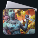 Capa Para Notebook Turquesa, Estátua do Guerreiro Asiático, Foto Anti<br><div class="desc">Descoberto em um cenário de jardim exuberante, esta estátua guerreira asiática grita viagem e exploração. Dê vida ao seu computador com esta incrível bolsa de laptop neoprene de fotografia. Esta bolsa de laptop tem três tamanhos: 15", 13" e 10". Faz um presente de excelente para alguém especial! Você pode personalizar...</div>