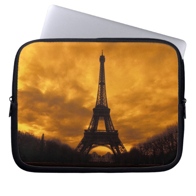 Capa Para Notebook UE, França, Paris. Torre Eiffel. (Frente)