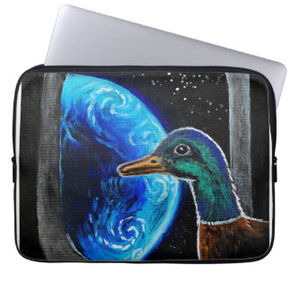 Capa Para Notebook Um pato enviado para o espaço exterior