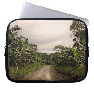 Capa Para Notebook Uma estrada remota da selva