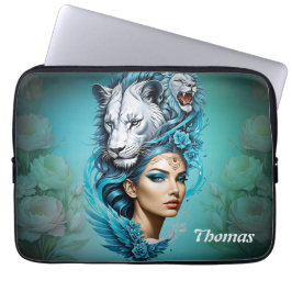 Capa Para Notebook Uma mulher cativante com uma cabeça majestosa de l