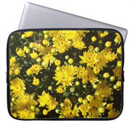 Capa Para Notebook Uma multidão de Mães amarelas