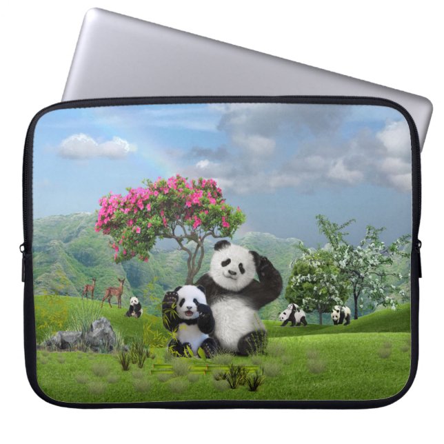 Capa Para Notebook Urso de Panda no Paraíso (Frente)