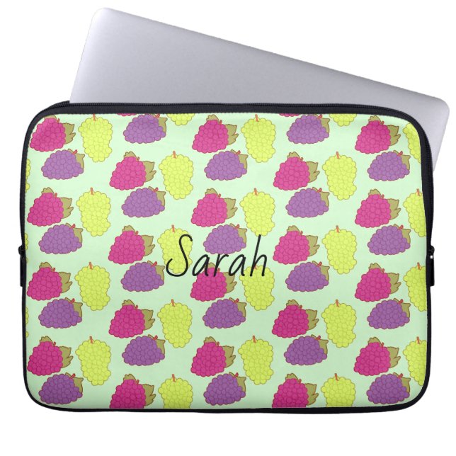 Capa Para Notebook Uvas Vermelhas, Verdes E Roxas (Frente)