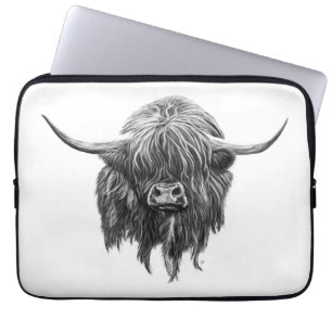Capa Para Notebook Vaca escocesa das montanhas em preto e branco