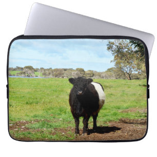 Capa Para Notebook Vaca Galloway Preta E Branca Abaixo,