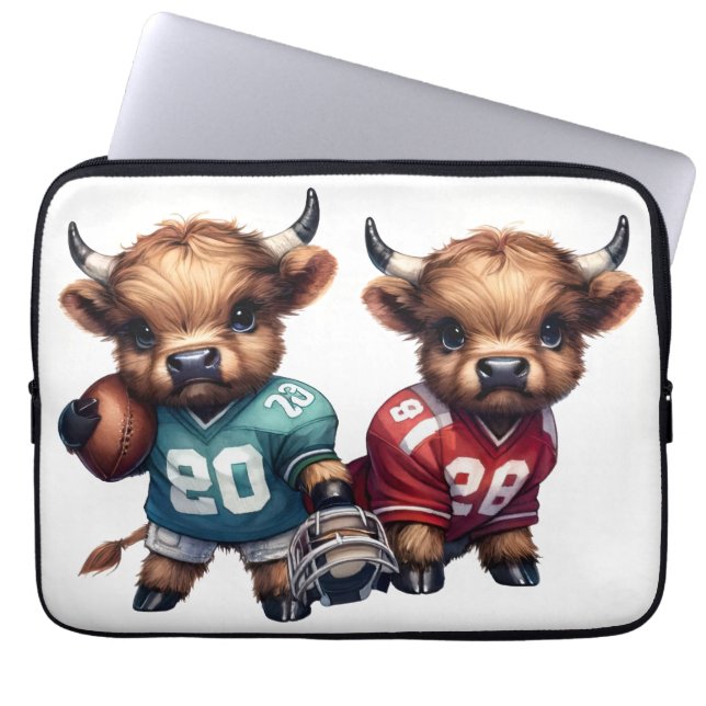Capa Para Notebook Vacas das Terras Altas e Futebol (Frente)