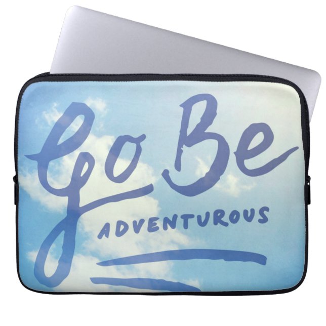 Capa Para Notebook Vai seja o céu aventuroso (Frente)