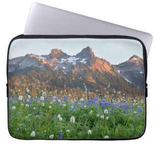 Capa Para Notebook Variação de Tatoosh e flores selvagens Mt. Raini