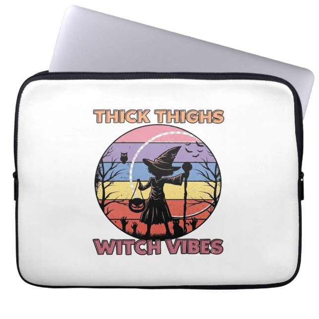 Capa Para Notebook Vibes de Bruxa de Coxa Grossa Abóbora de Halloween (Frente)