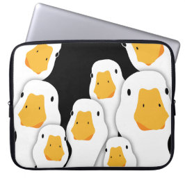 Capa Para Notebook Vigilância Assustadora: Gansos Monitorando do Espa