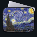Capa Para Notebook Vincent Van Gogh - A Bela Arte da Noite Estrelada<br><div class="desc">Vincent Van Gogh é a Noite Estrelada. Petróleo na canvas de 1889, Starry Night foi pintado enquanto Van Gogh estava no asilo em Santo-Remy, França, e é considerado uma de suas maiores obras-primas. Embora seja uma cena noturna, foi pintada durante o dia e representa a vista da janela no quarto...</div>
