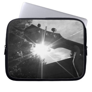 Capa Para Notebook Violão e raios solares
