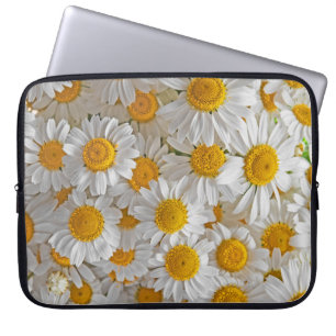 Capa Para Notebook Visitas Brancas: Belo Fundo Floral