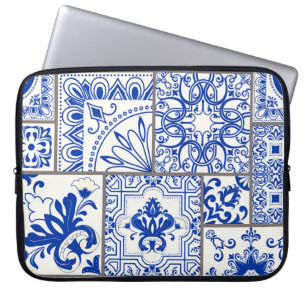 Capa Para Notebook Vitoriano Majolica: Padrão de Azulejo de Patches.