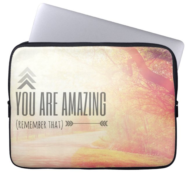 Capa Para Notebook Você é surpreendente (Frente)