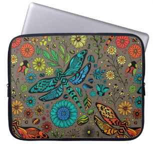 Capa Para Notebook Voe, voe libélula em marrom