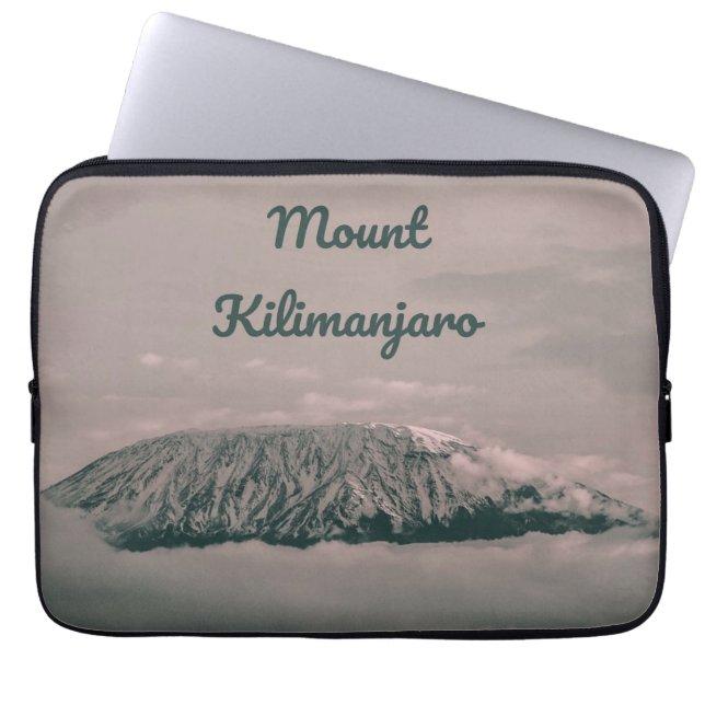 Capa Para Notebook Vulcão de Neve Monte Kilimanjaro na Tanzânia Áfric (Frente)