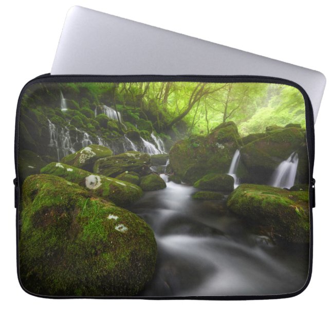 Capa Para Notebook Waterfalls | Satoyama Kisakata Waterfalls (Frente)