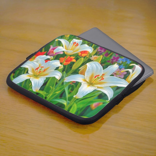 Capa Para Notebook White Lilies Laptop Sleeve (Laptop sleeve with white lilies)