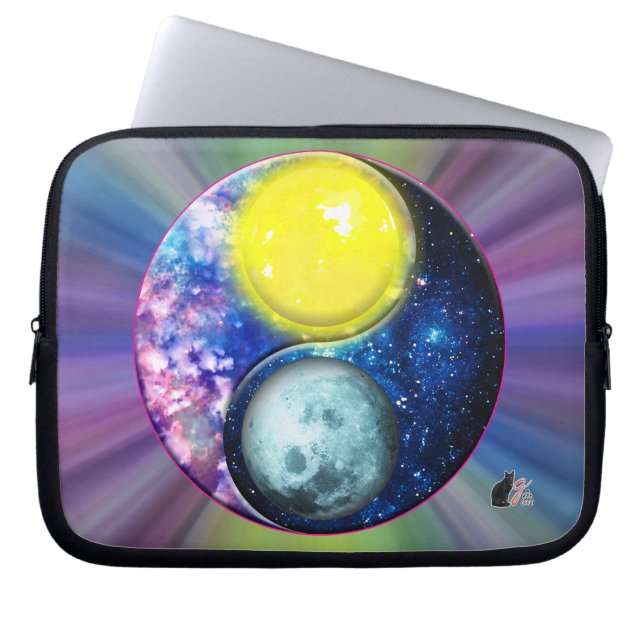 Capa Para Notebook Yang-Yin / Sol-Lua (Frente)