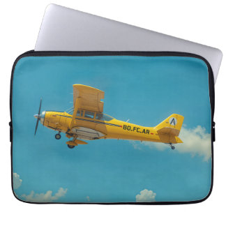 Capa Para Notebook yellow flyer high