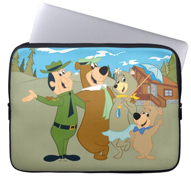 Capa Para Notebook Yogi Bear e Amigos Warm Bem-vindos (Frente)