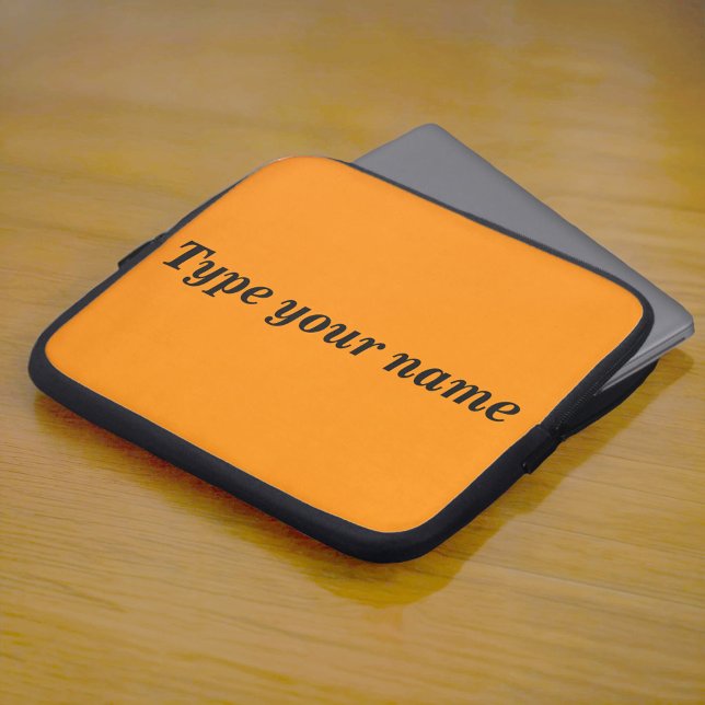 Capa Para Notebook Your Name on Orange Laptop Sleeve (Orange laptop sleeve with your name)