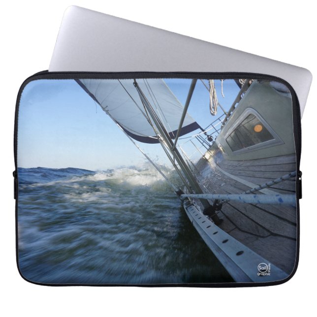 Capa Para Notebook Zeilboot met lege horizon voor avontuur. (Frente)
