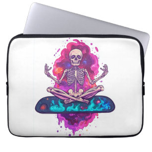 Capa Para Notebook Zen até os Ossos � Esqueleto de Yoga Espacial Engr