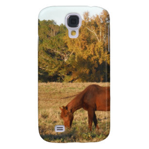 Capa Samsung Galaxy S4 Cavalo castanho no campo da árvore amarela