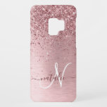 Capa Para Samsung Galaxy S9 Case-Mate Nome do Monograma da Lâmina Rosa Bruta de Metal Gl<br><div class="desc">Personalize facilmente esta design de capa de telefone de chic moderna com brilho cintilante rosa-pincel bonito num fundo metálico rosado-pincelado e pincelado.</div>