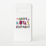 Capa Para Samsung Galaxy Feliz 8 de aniversário. 8 anos por dia.<br><div class="desc">Feliz 8 de aniversário. Design de aniversário engraçado e fofo com um lindo ursinho de pelúcia segurando um presente e um lápis engraçado escrevendo os desejos de aniversário. Uma combinação perfeita para roupas, camisas e acessórios.</div>