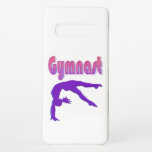 Capa Para Samsung Galaxy Metálico Roxo de Energia do Gymnast<br><div class="desc">A ginástica tematizada design diz "ginasta" e tem uma silhueta de ginástica feminina fazendo uma habilidade de dar um passo na primavera traseira, frequentemente vista em muitas rotinas do chão da ginástica feminina. Tem uma aparência de acabamento semimetálico que adiciona um pouco de pop e dimensão a essa trabalho de...</div>