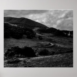 Capela em uma estrada para a Poster monocromática