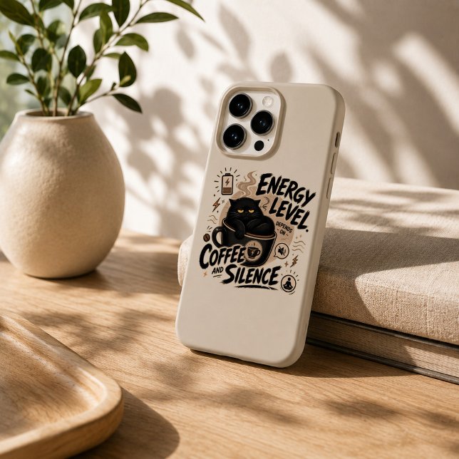 Capinha de iPhone 15 Pro Gato Preto Engraçado Café (Criador carregado)