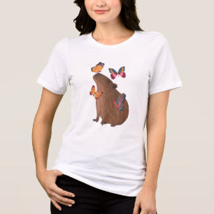 Capivara Engraçada com Borboleta – Adorável Animal