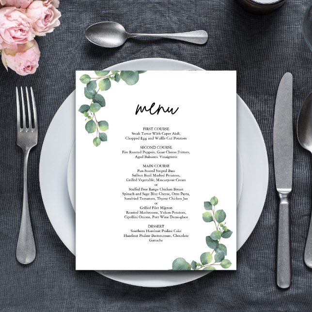 Cardápio de Casamento com Verde de Eucalipto Botân (Rustic eucalyptus greenery menu adds natural elegance and guides guests through your wedding meal.)