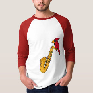 Cardeal do CL na camisa do saxofone