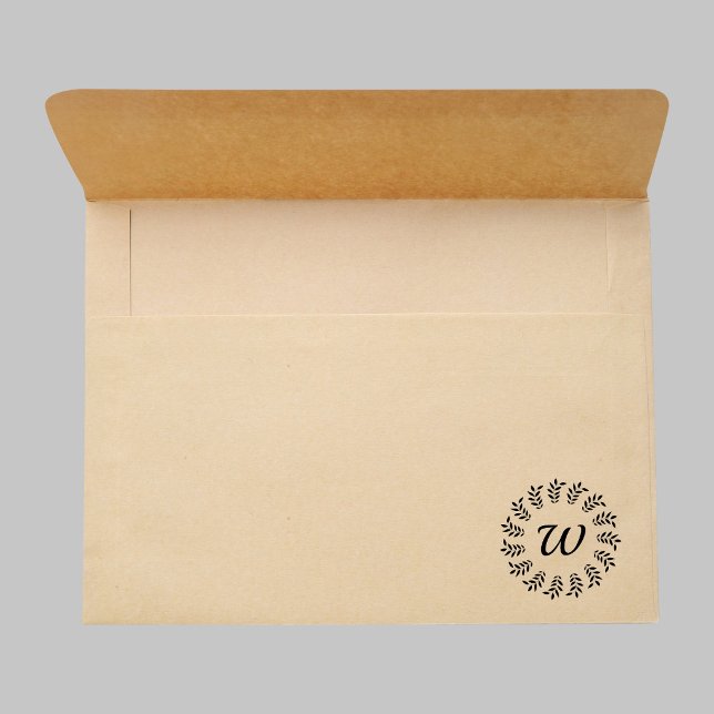 Carimbo Auto Entintado Coroa de louro preta monogramada (Kraft enveloped with the stamp)