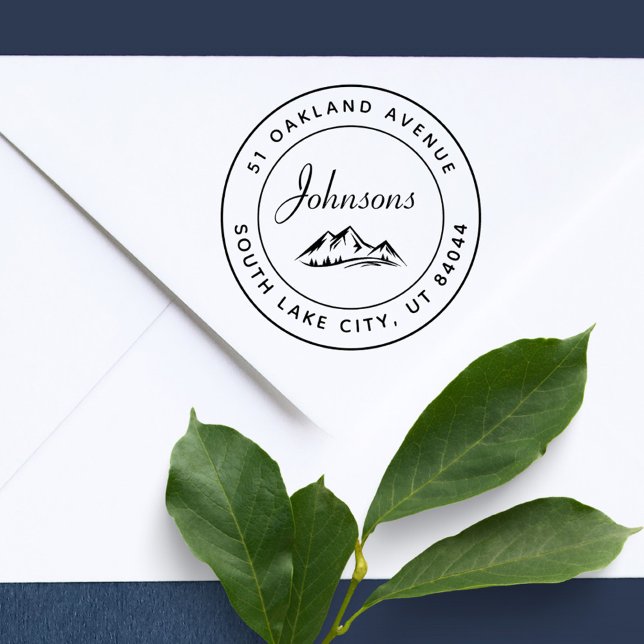 Carimbo Auto Entintado Montanhas russas redondas inspiraram endereço de r (Rustic Round Mountains Inspired Return Address Self-inking Stamp)