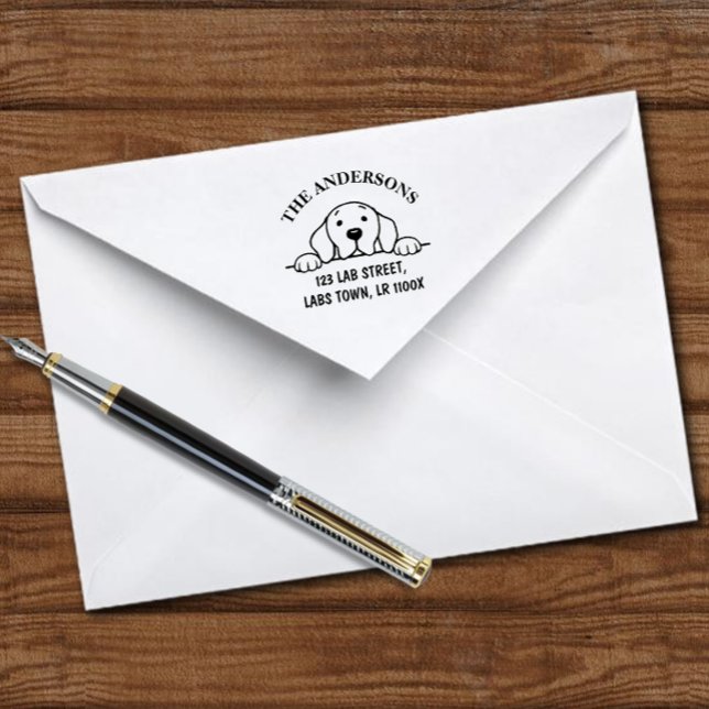 Carimbo Auto Entintado Nome da família Funny Labrador Endereço para devol (Funny Labrador Family Name Return Address Self-inking Stamp for Labrador Owners.  Cartoon Design.)