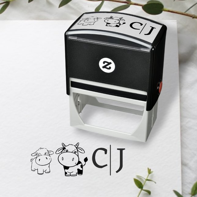 Carimbo Auto Entintado Vamos Dizer Que Eu Vovó Era Um Casamento. (We Will Say I Moo Cow Wedding Self-inking Stamps from Ricaso. Cute Whimsical cow couple monograms)