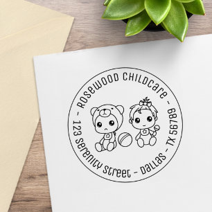 Carimbo De Borracha Baby Girl Bear Daycare Endereço redondo
