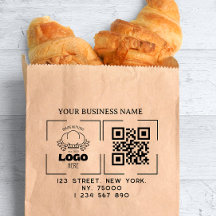 Código Qr do logotipo comercial personalizado quad